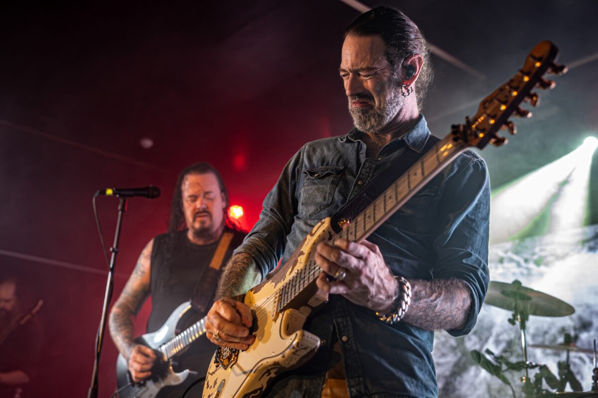 Evergrey + Virtual Symmetry – Vídeos | 11 e 12.11.2024