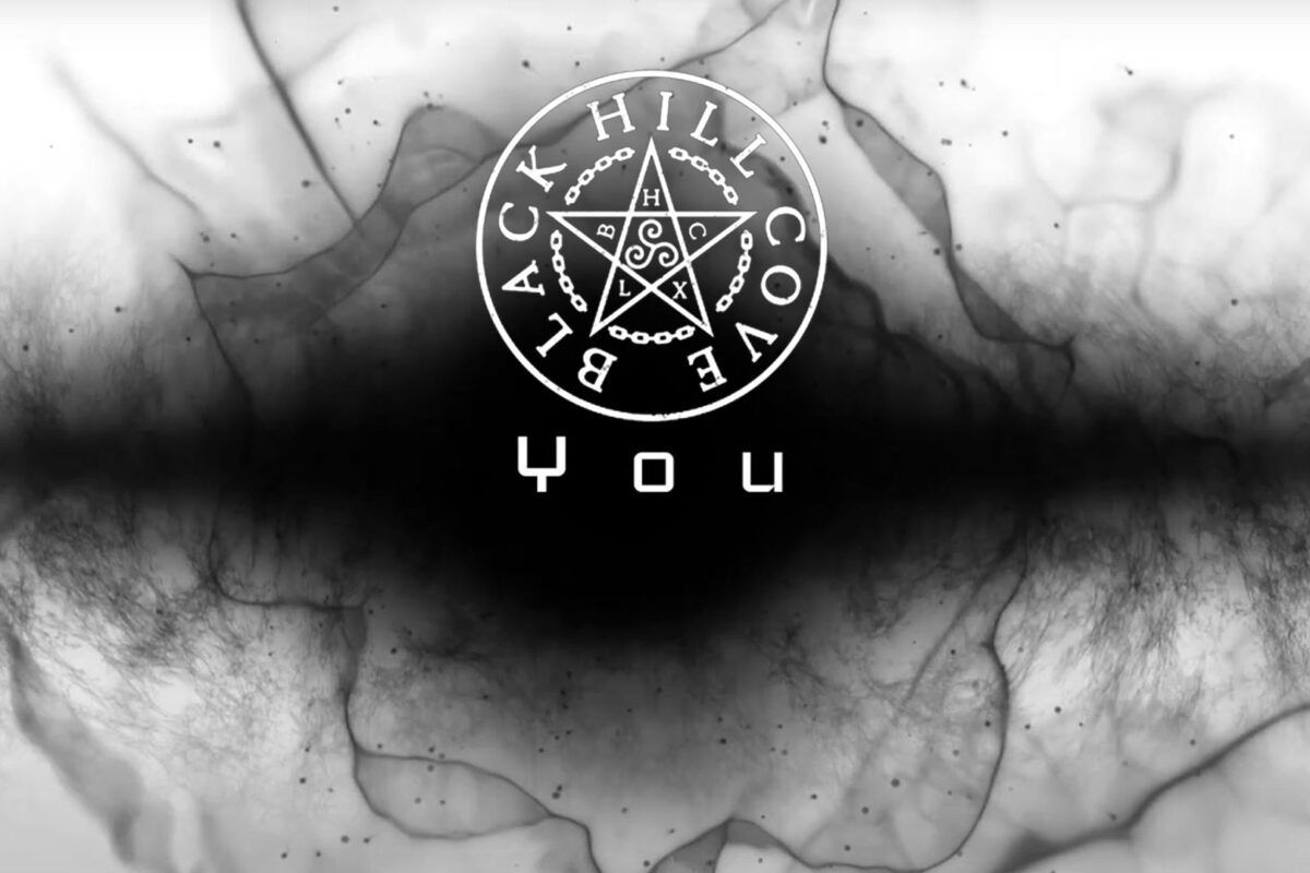Estreia de “You” dos Black Hill Cove