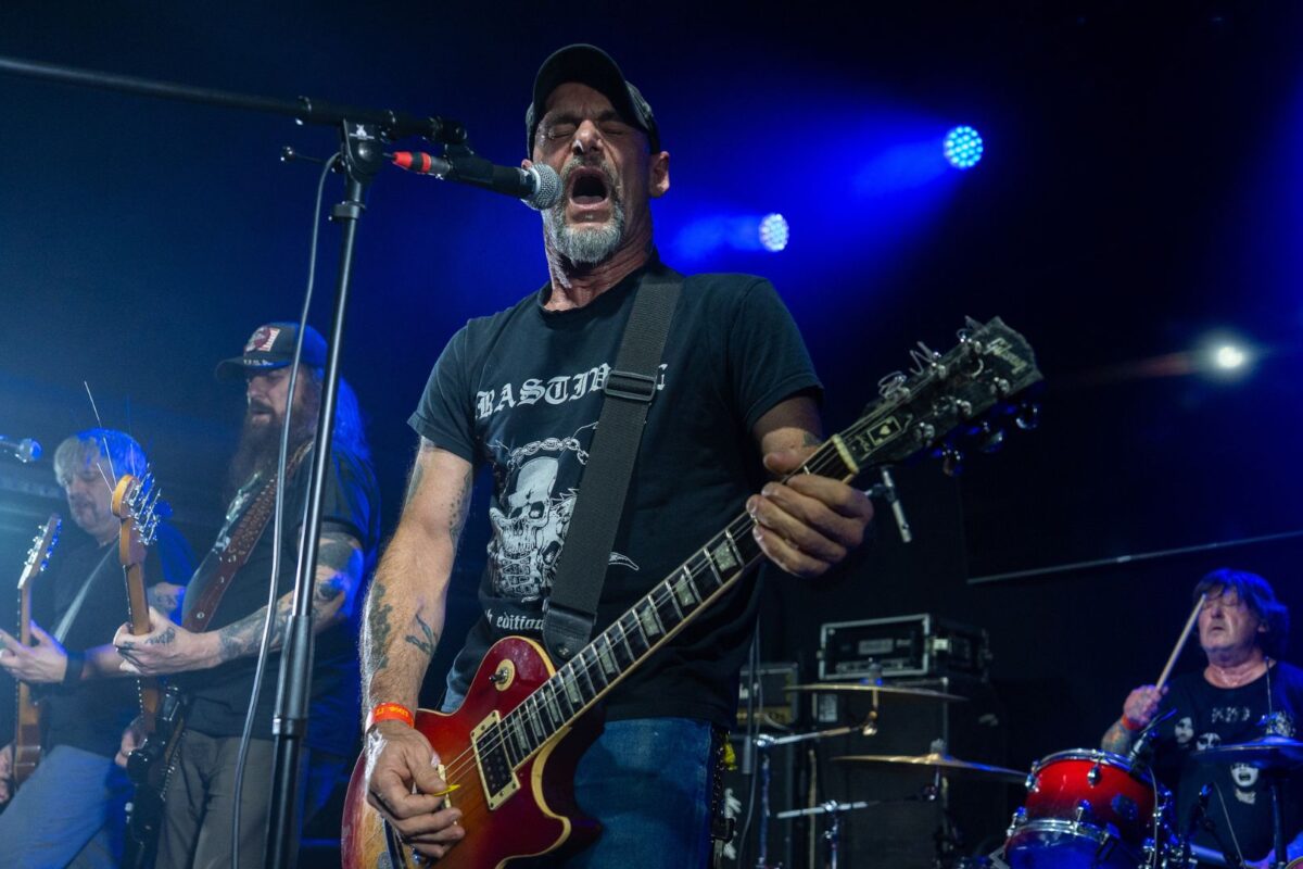 Zeke + Crab Monsters – Fotos | 29.03.2026